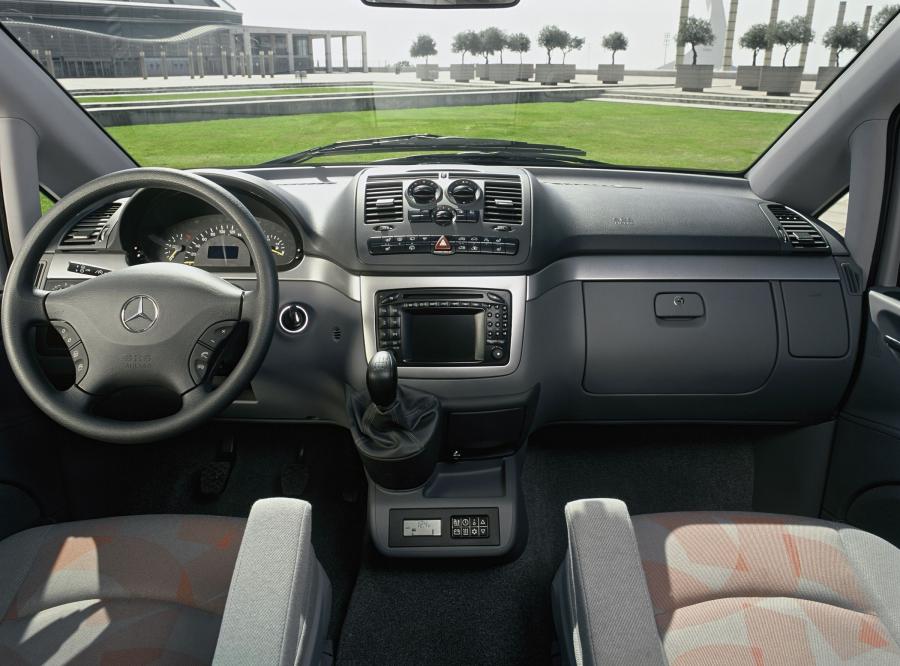  Mercedes-Benz Viano 2004 года  (фото 89 из 234)